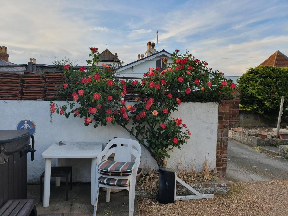 Bed and Breakfast Old Coach House Birchington-on-Sea Exterior foto